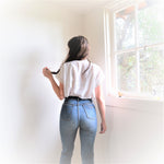 Load image into Gallery viewer, Vintage Eyelet Blouse Rear Fit View
