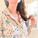 Load image into Gallery viewer, Vintage Polyester Pull Over Teal Floral Design Button Collar Fit View
